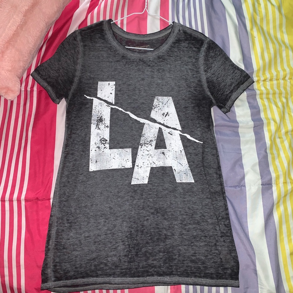 Arizona Jean Co.   🖤LA T-shirt🖤